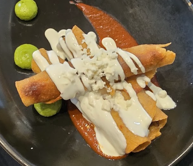 Xochi signature dishes Ceviche De Robalo
Ceviche De Atún
Taquitos Dorados